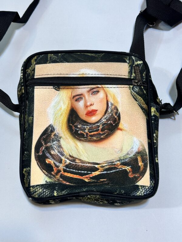 2024_11_26_16_14_IMG_3958 کیف دوشی طرح بیلی آیلیش - تصویر 1