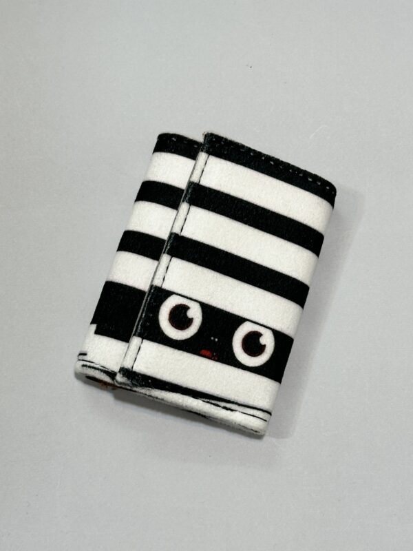 2024_11_26_16_43_IMG_4048 کیف پول جیبی طرح راه راه - تصویر 1