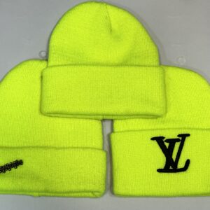 کلاه بافت سبز