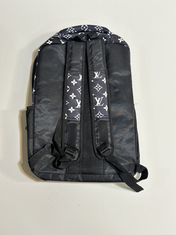 ۲۰۲۴_۱۲_۰۴_۰۱_۲۵_IMG_5254-scaled-1.jpg کوله LV - تصویر 2