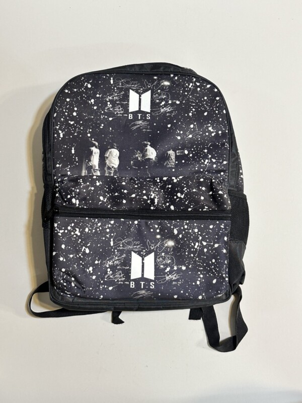 ۲۰۲۴_۱۲_۰۴_۰۱_۲۶_IMG_5259-scaled-1.jpg کوله طرح بی تی اس - تصویر 1